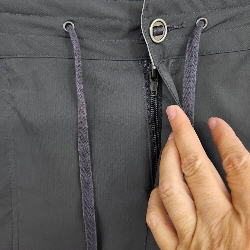 Cabela's XPG Women's Cool Phase Black Grey Size 14 Convertible Pants Gorpcore - Picture 5 of 15